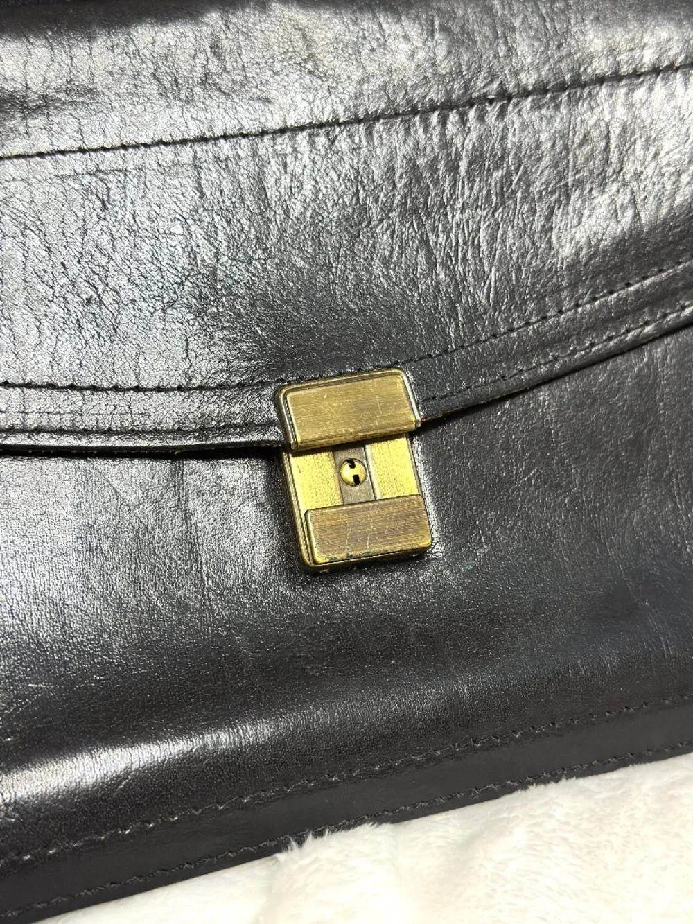 Vintage classic leather lock and key satchel bag